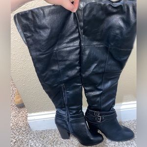 Black leather knee high boots size 8